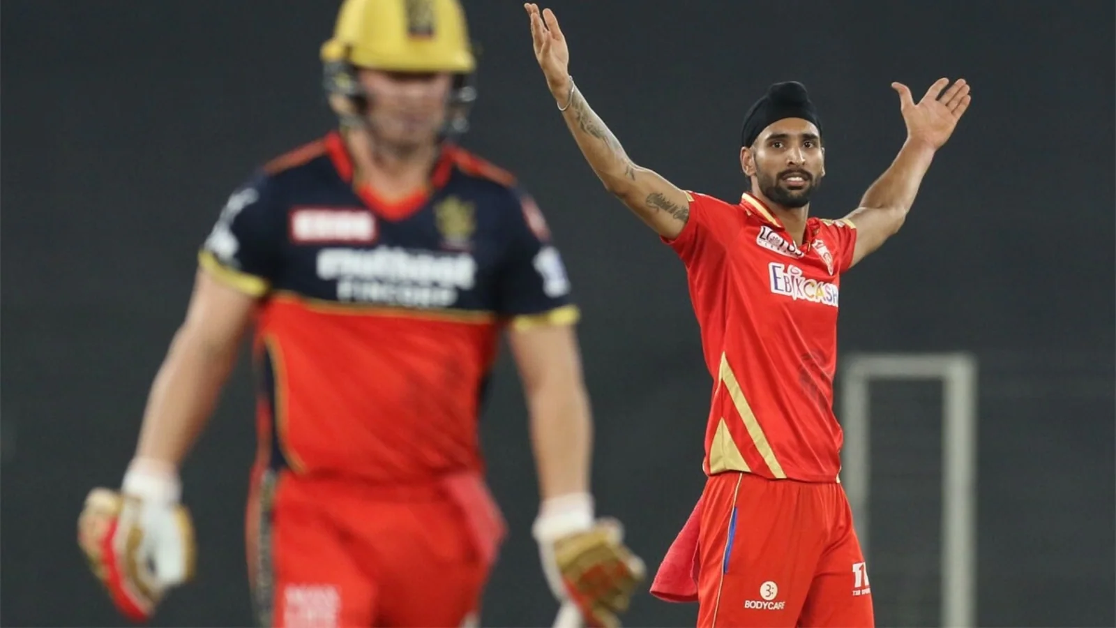 RCB go off course to end in a tumble
